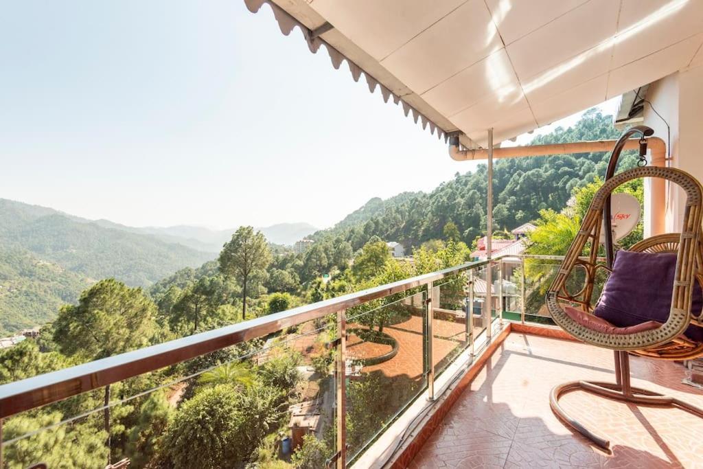 Kasauli Edge Apt With Balcony Экстерьер фото